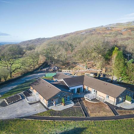 Suite 12 - Sleeping Giant Hotel - Pen Y Cae Inn Brecon Exterior foto